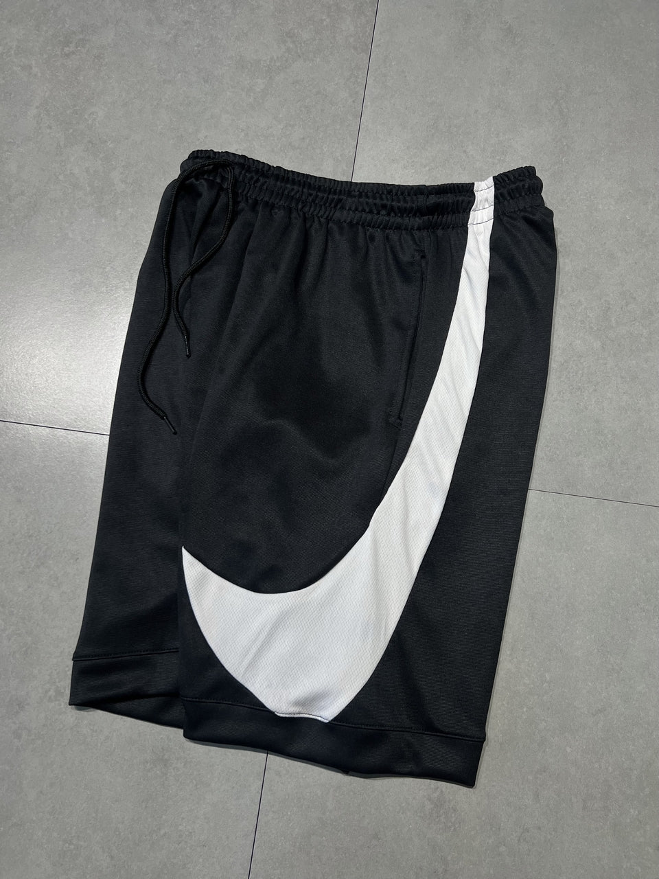 BERMUDA NIKE BIG SWOOSH
