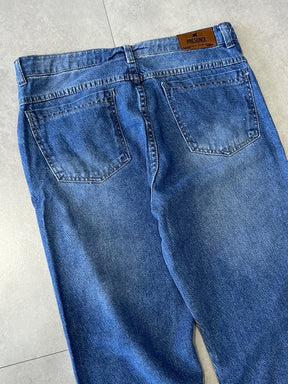 CALÇA JEANS RETA "BASIC BLUE" - 7575