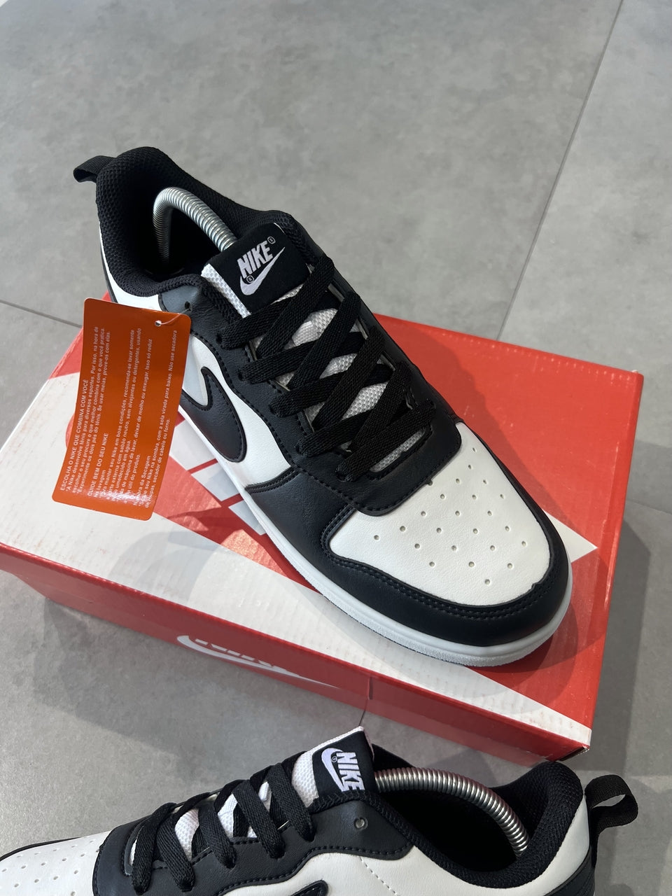 TÊNIS NIKE COURT BOROUGH LOW