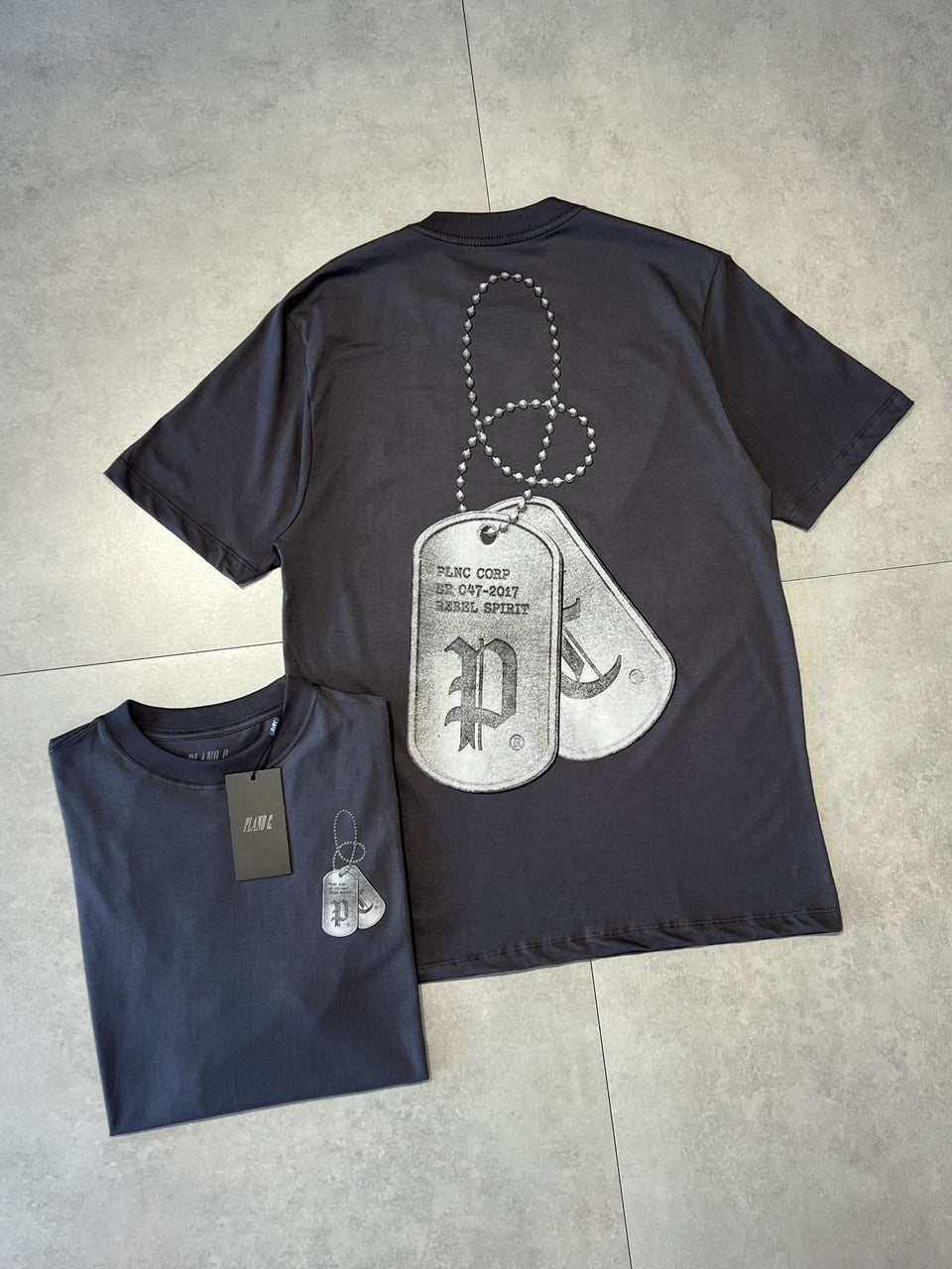 CAMISETA PLANO C "DOGTAG"