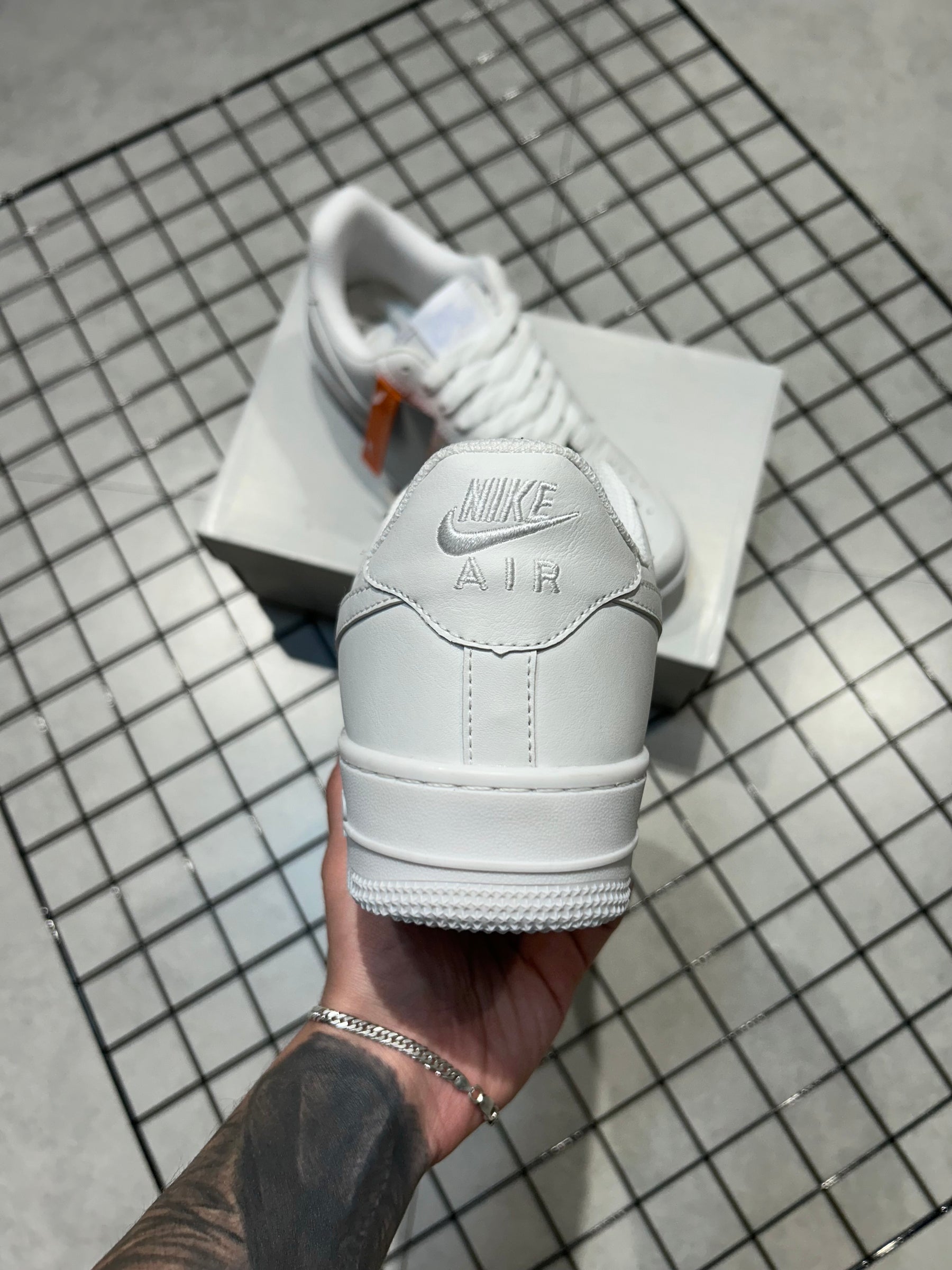 TÊNIS NIKE AIR FORCE - TRIPLE WHITE