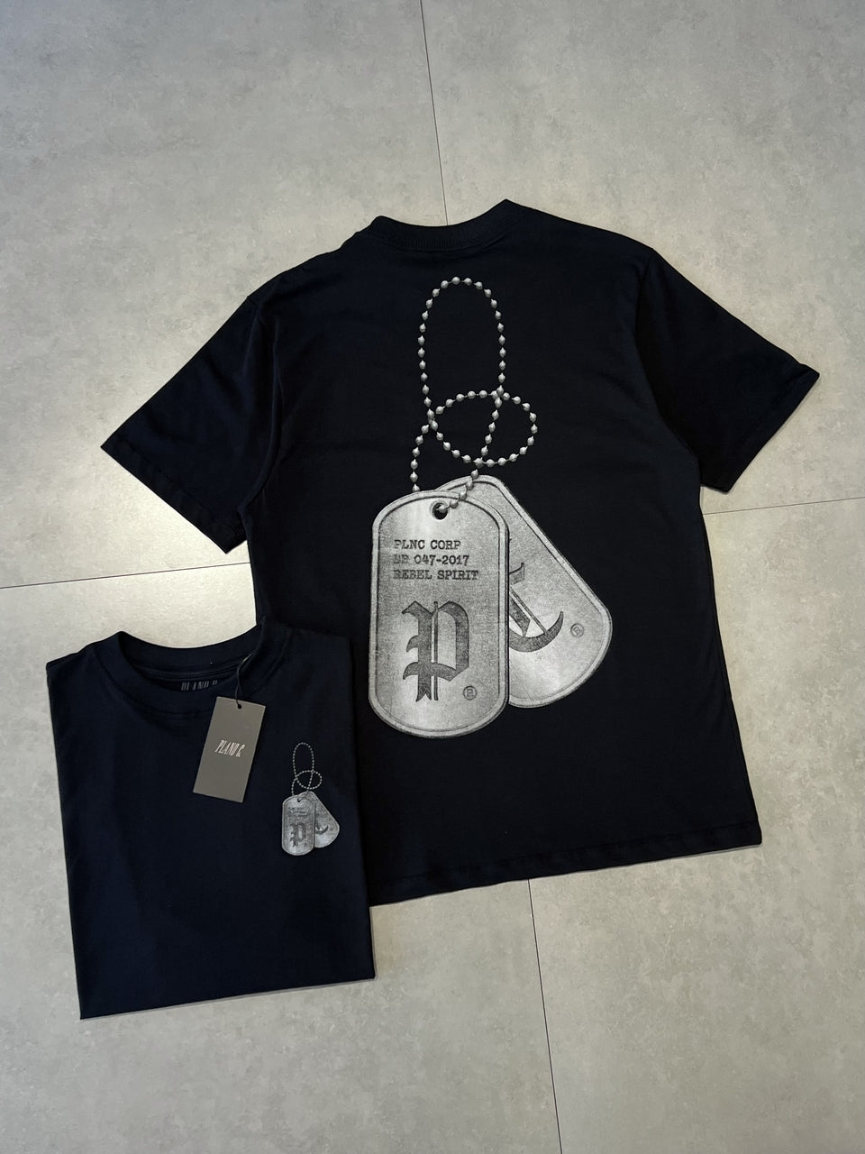 CAMISETA PLANO C "DOGTAG"