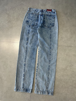 CALÇA JEANS RETA "LINES"