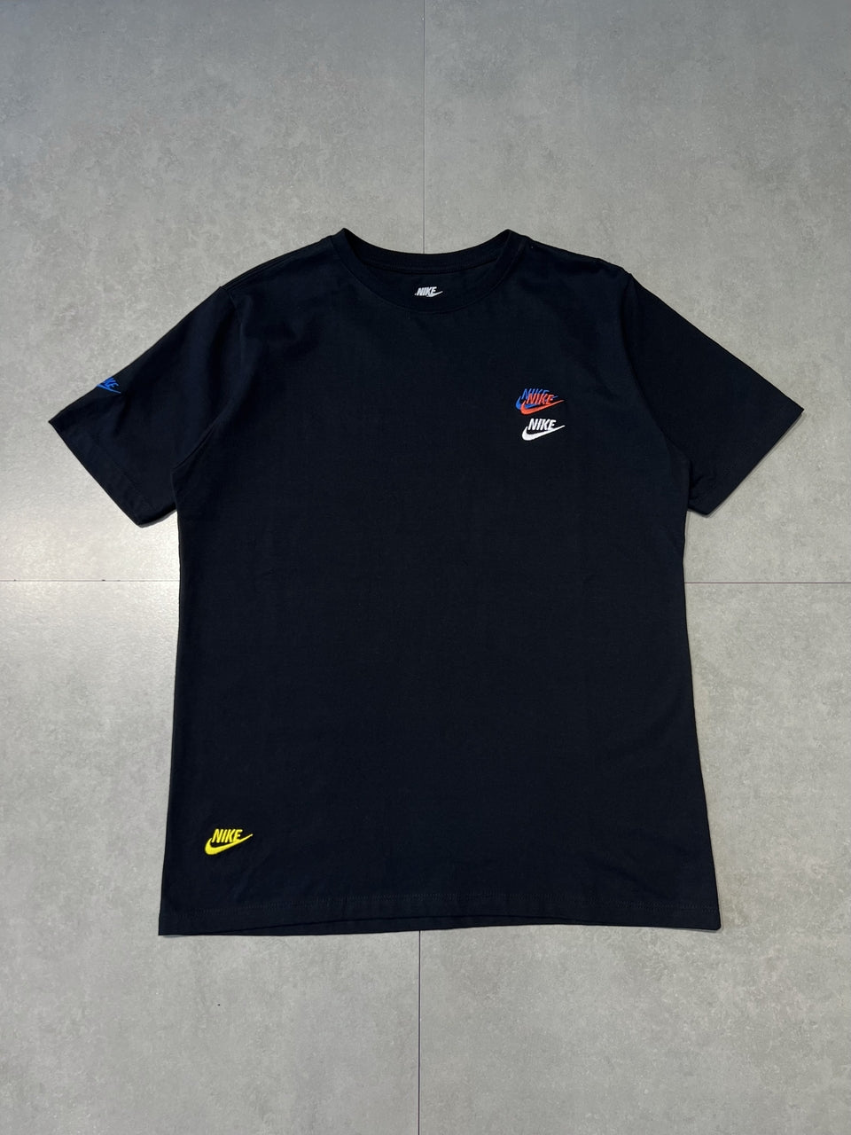 CAMISETA NIKE MULTI SWOOSH