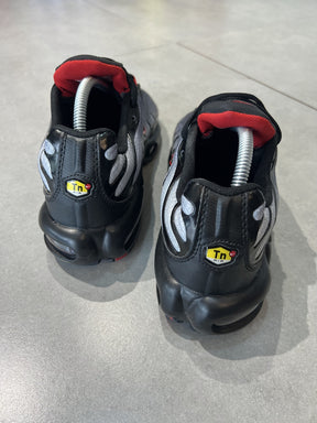 TÊNIS NIKE AIR MAX PLUS TN - DRÁCULA