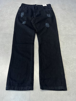 CALÇA JEANS RETA "DESTROYED BLACK" - 7577