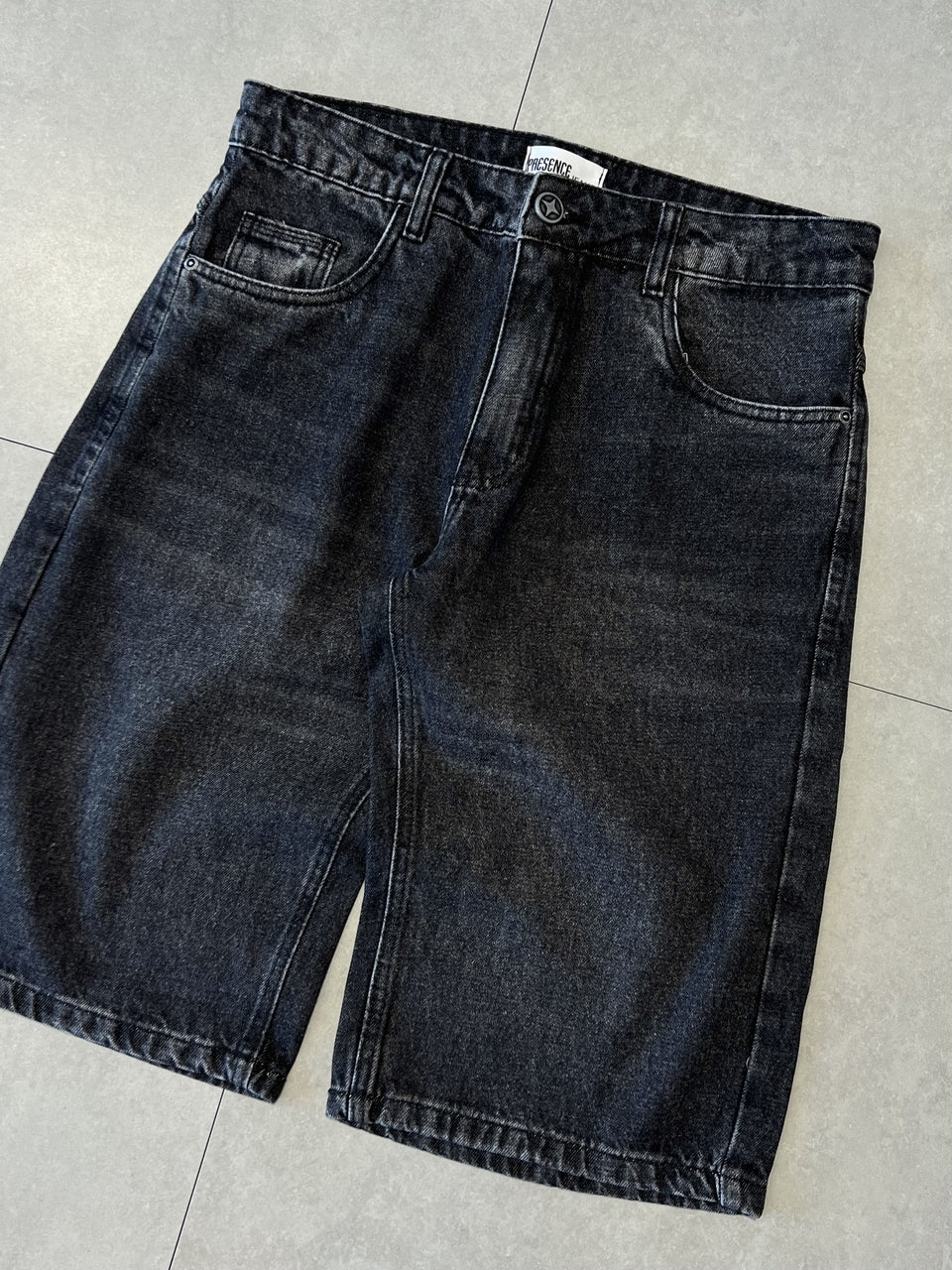 BERMUDA JEANS JORTS "SMOKY BLACK" - 9077