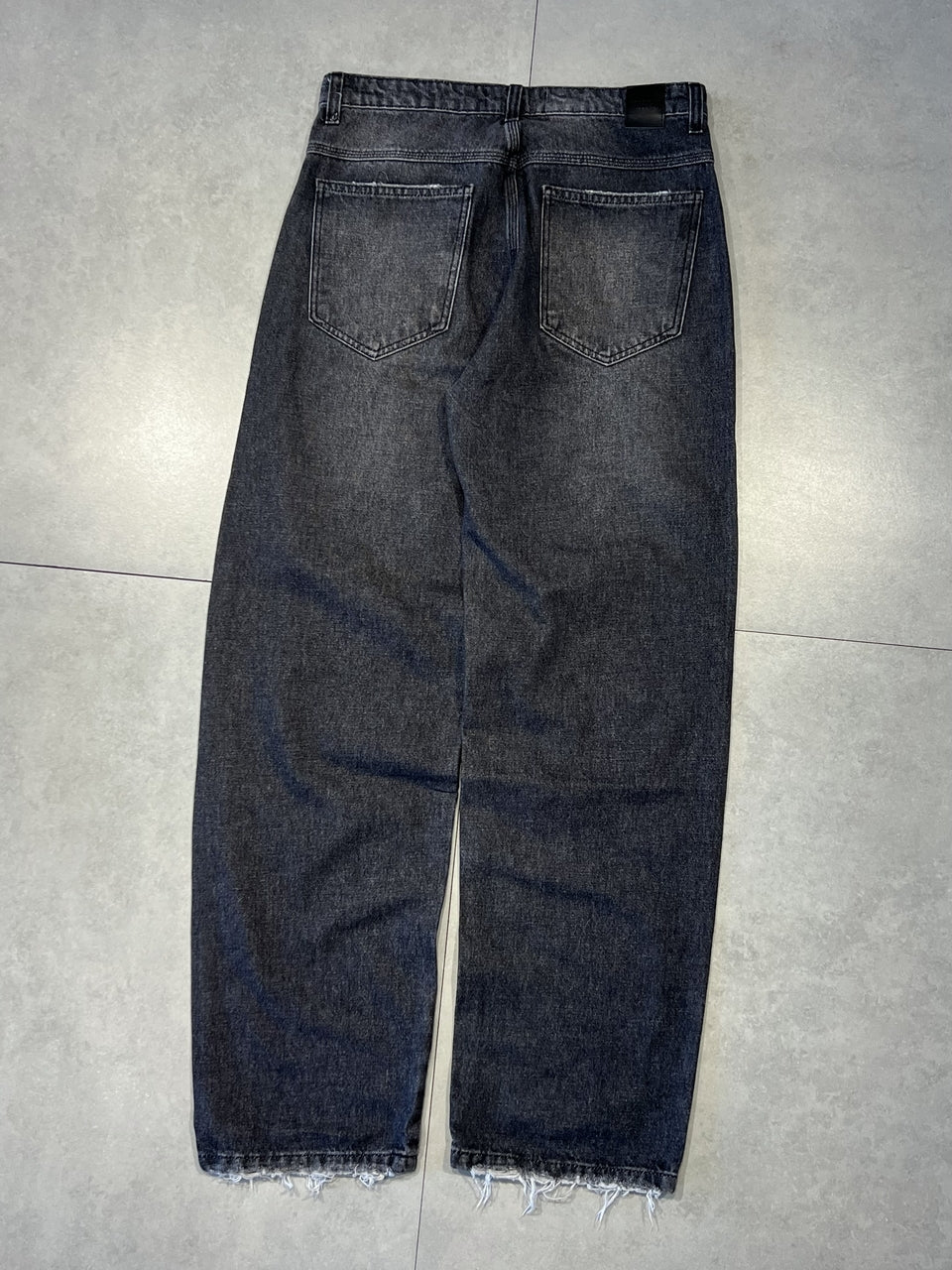 CALÇA JEANS BAGGY "DARK HOLES" - 7587
