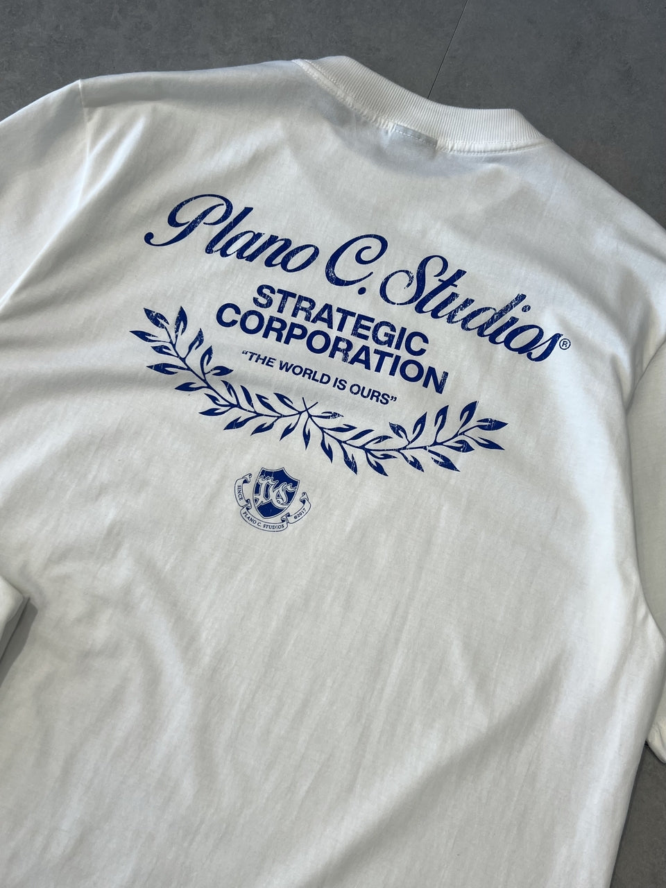 CAMISETA PLANO C " STUDIOS "