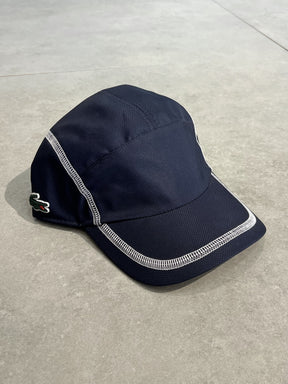 BONÉ LACOSTE COLORBLOCK - AZUL MARINHO