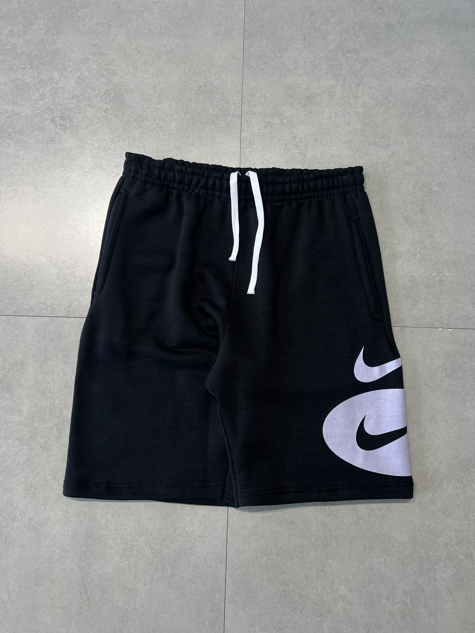 BERMUDA MOLETOM NIKE SWOOSH LEAGUE