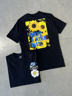 CAMISETA NIKE HAVE A NIKE DAY FLOWERS