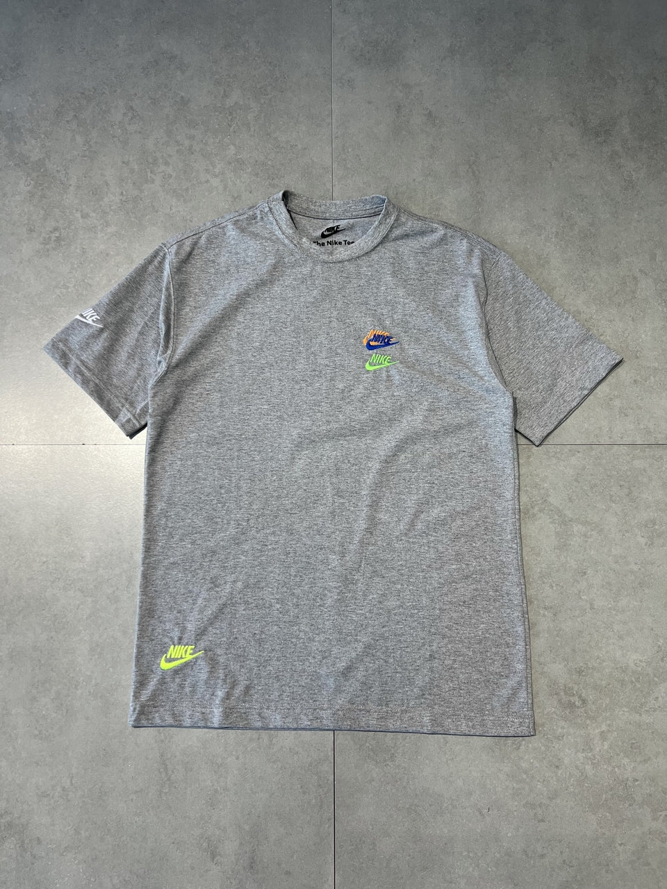 CAMISETA NIKE MULTI SWOOSH