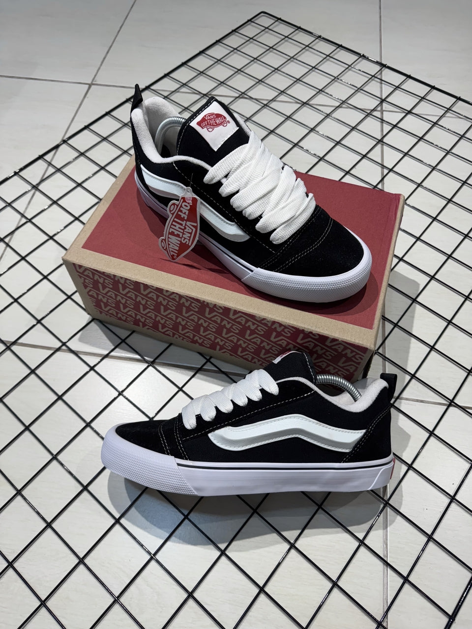 TÊNIS VANS KNU SKOOL