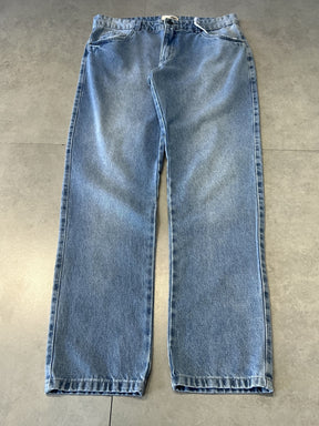 CALÇA JEANS RETA "CLASSIC BLUE" - 7576