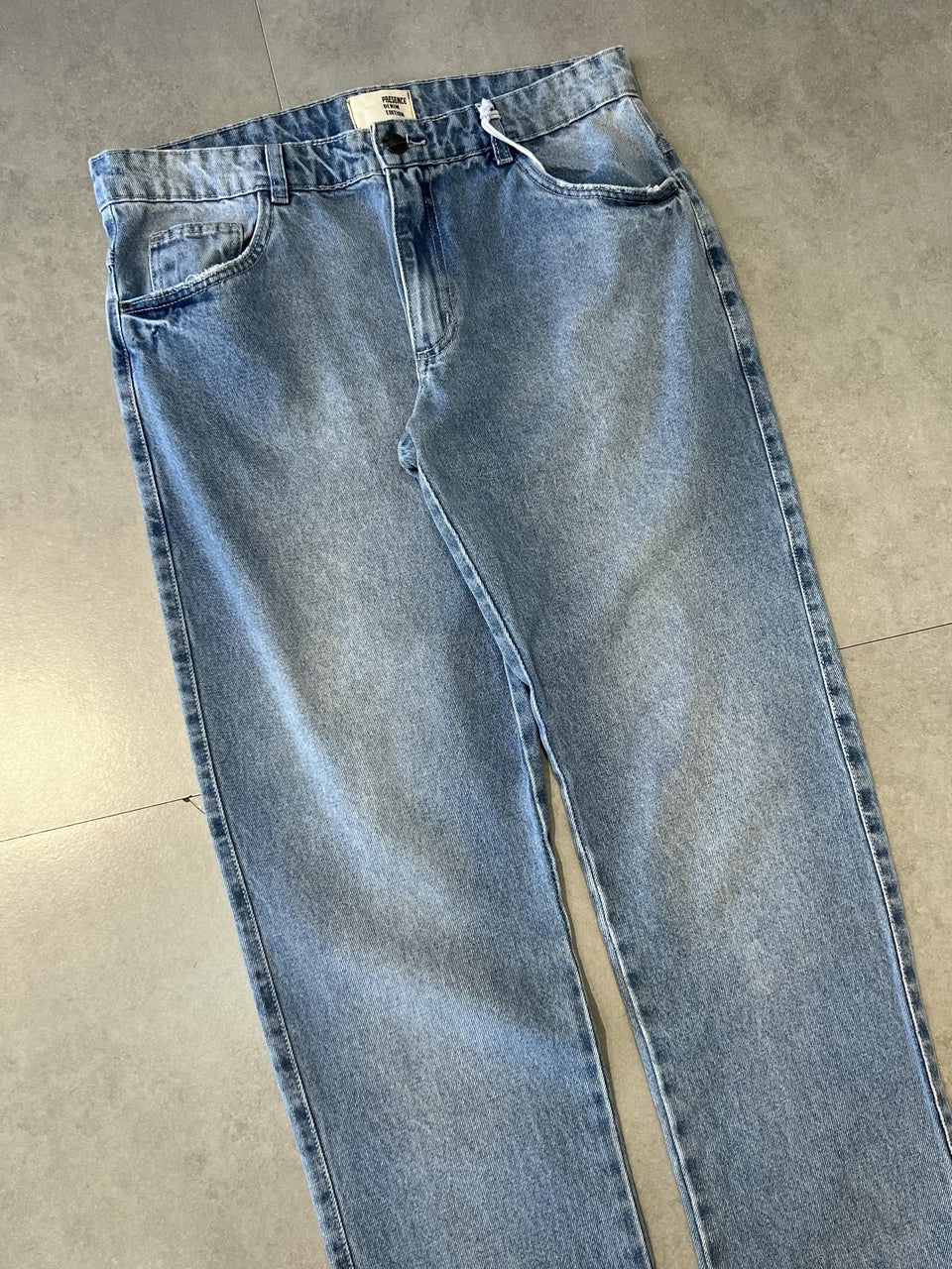 CALÇA JEANS RETA "CLASSIC BLUE" - 7576