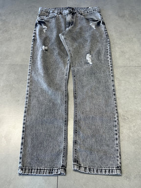 CALÇA JEANS RETA " DESTROYED GREY " - 7566