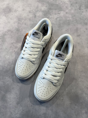 TÊNIS NIKE DUNK LOW "WHITE GUM"