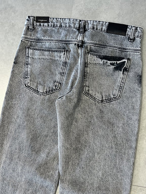 CALÇA JEANS RETA " DESTROYED GREY " - 7566