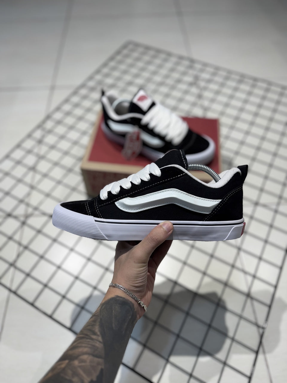 TÊNIS VANS KNU SKOOL