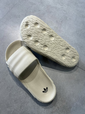 CHINELO ADIDAS ADILETTE - BEGE