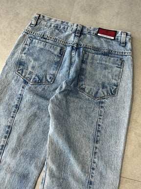 CALÇA JEANS RETA "LINES"