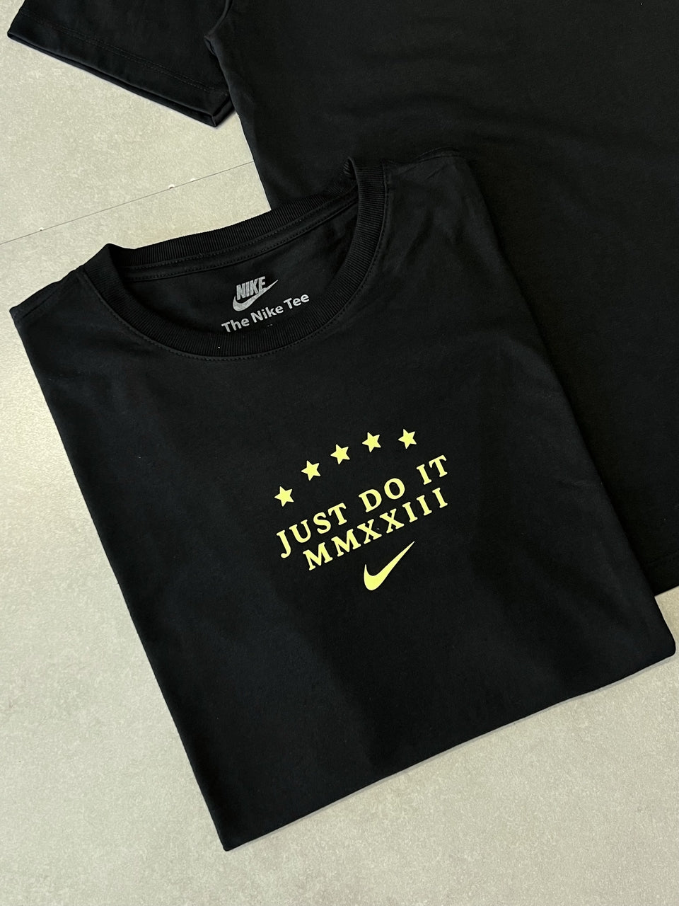 CAMISETA NIKE JUST DO IT GOLD